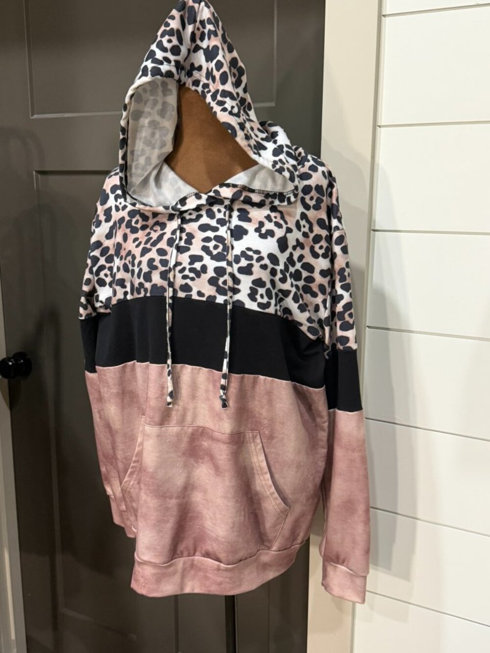 Miss Sparkling Lightweight Hooded Long Sleeve — XL — Color/Animal Print Block